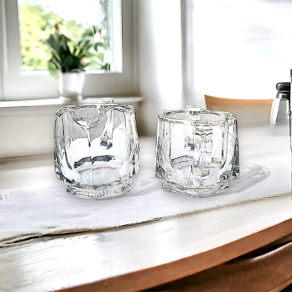 HEAVY CREAMER & SUGAR BOWL CLEAR cut GLASS ENGRAVED vintage HEISEY - Picture 4 of 8